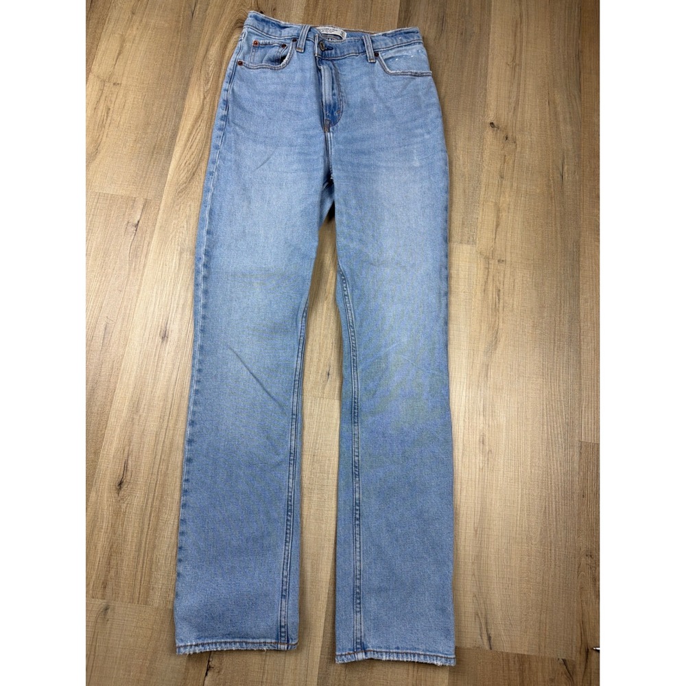Abercrombie & Fitch 90s Slim Straight Ultra High Rise Jeans‎ Light Wash 27/4